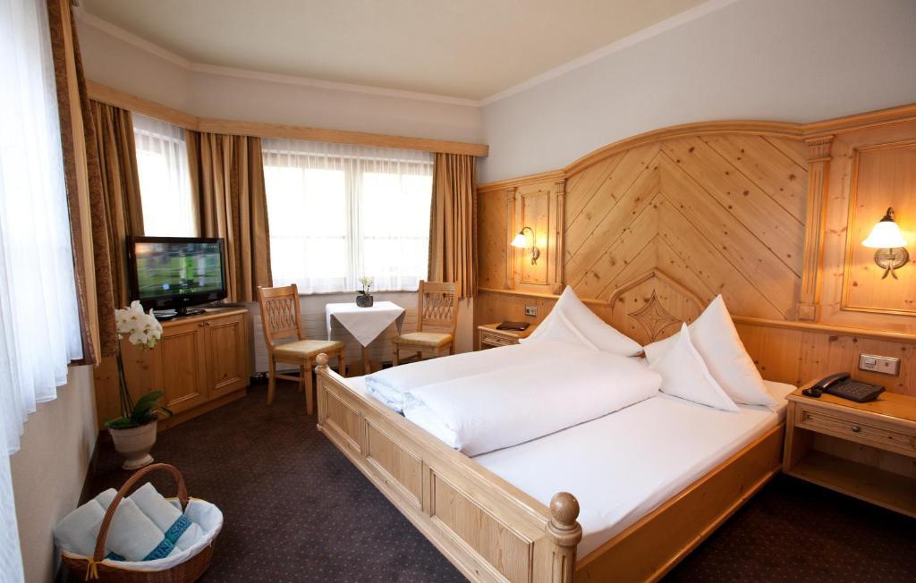Hotel Astoria Samnaun Oda fotoğraf